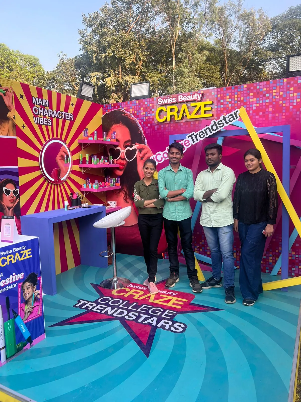 Swiss Beauty CRAZE College Trendstars campus activation booth