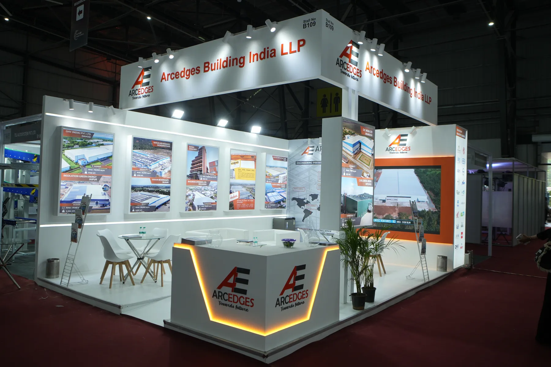 Arcedges Building India LLP custom exhibition stall by Kre8tive Minds